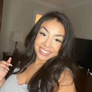 Meet your Posher, Arianna